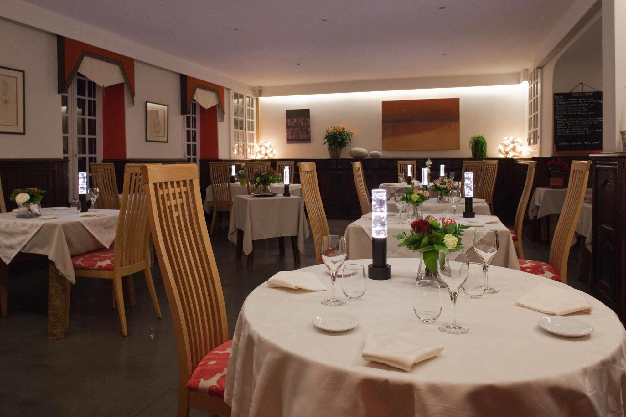 Hotel De France - Restaurant L'Insolite Douarnenez Exterior foto